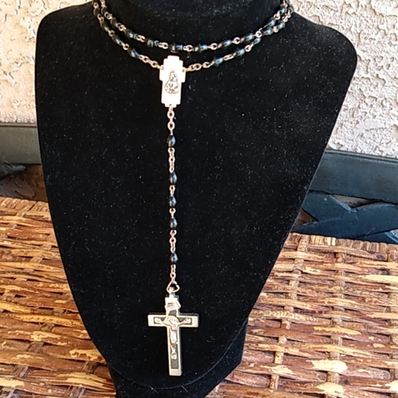 Jewelry - Vintage rosary